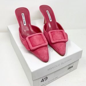 Manolo Blahnik Maysale Mules Pink Suede